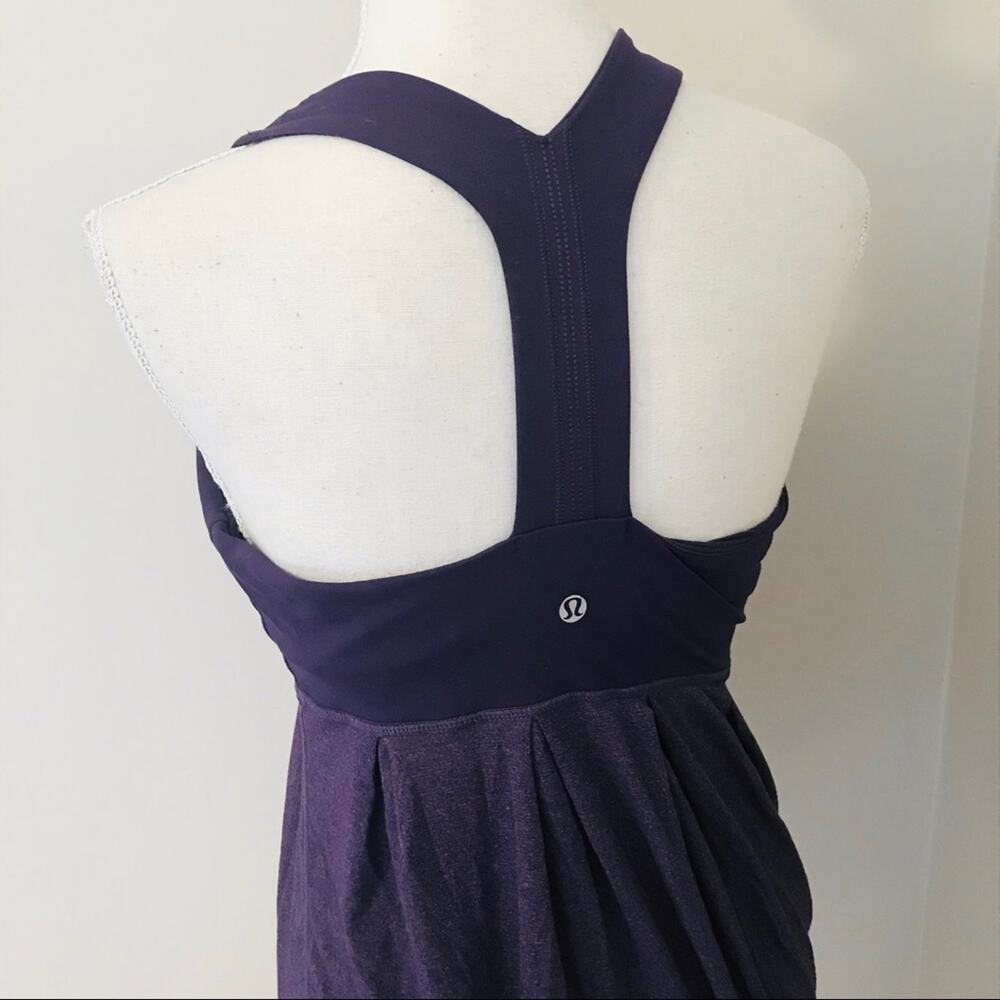 😍HP🎉 Lululemon Workout Top - Picture 3 of 5